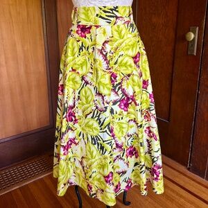 Doris Swing Midi Skirt in Tropical Hawaiian Novelty Print by Pinup Couture, Sz L